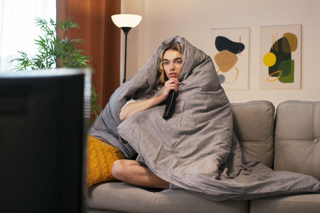 Cinco dicas de decoração com persianas e cortinas para aquecer seu ambiente